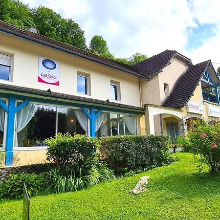 Fasthotel Oloron Hostellerie Du Paon Blanc Lurbe-Saint-Christau Exteriör bild