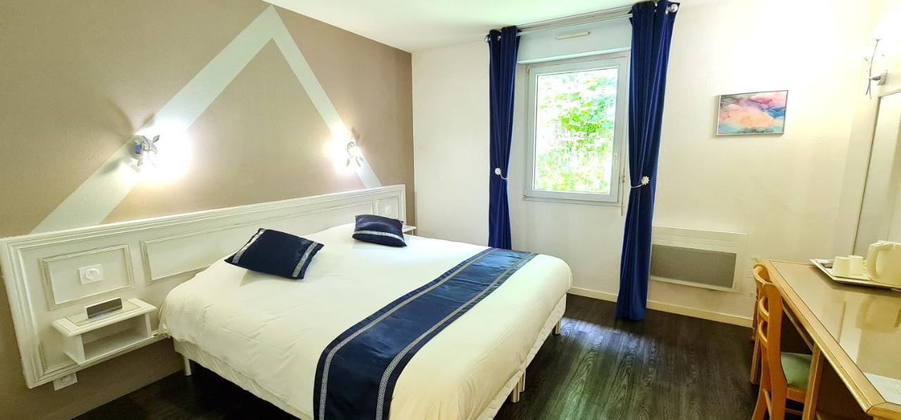Fasthotel Oloron Hostellerie Du Paon Blanc Lurbe-Saint-Christau Exteriör bild
