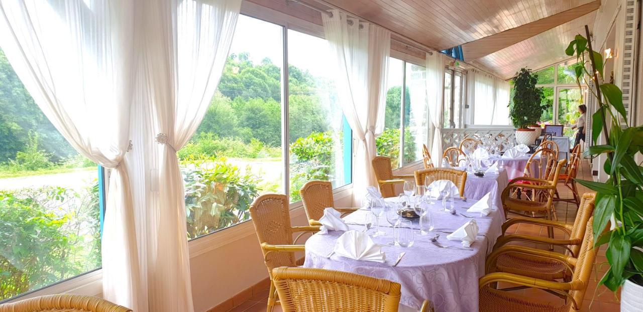 Fasthotel Oloron Hostellerie Du Paon Blanc Lurbe-Saint-Christau Exteriör bild